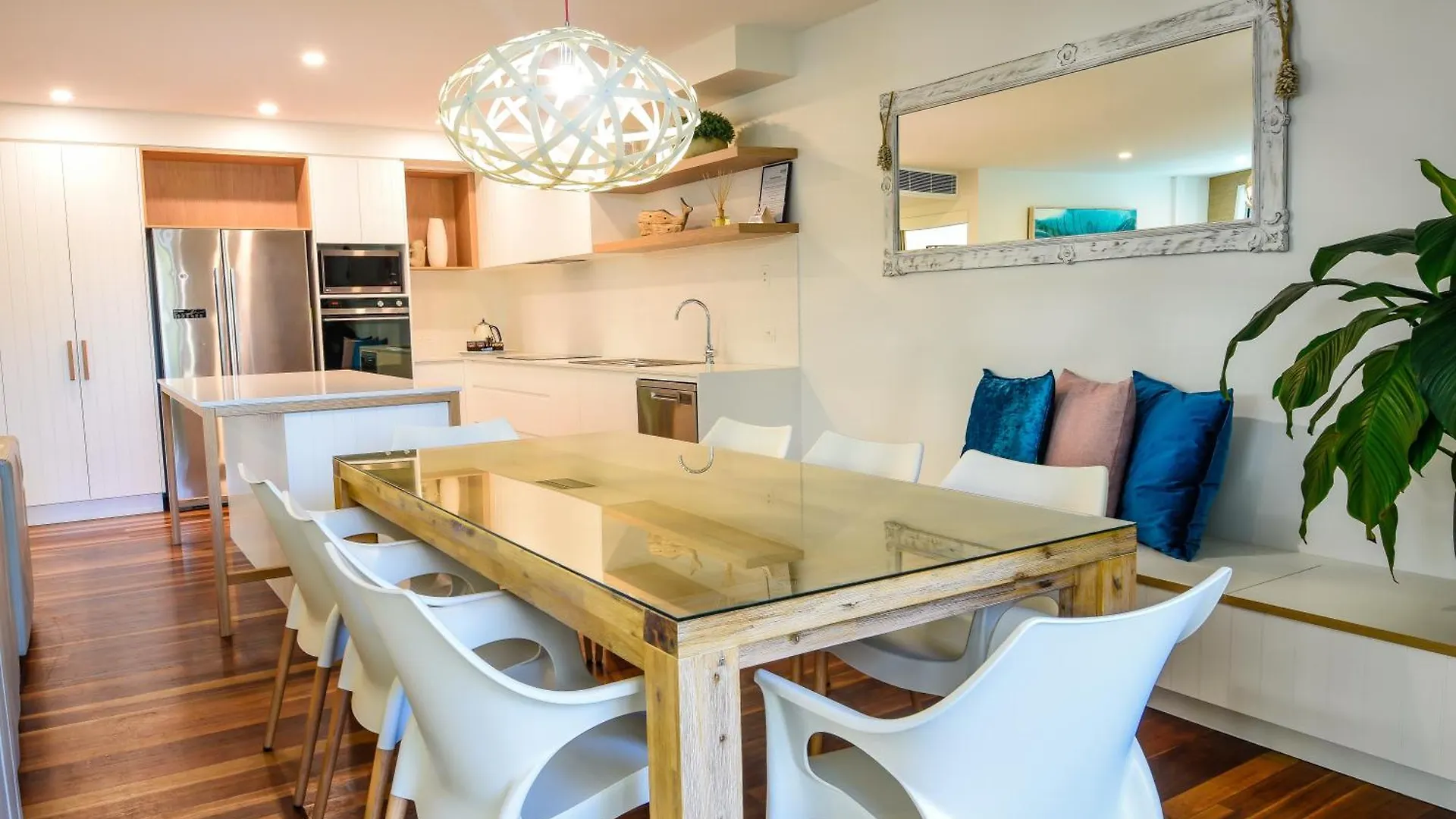 **** Resort East On Byron Bay Apartments Australia